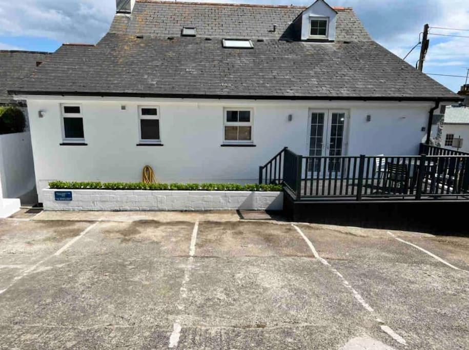 Room 2 Hotel Style Double Bedroom In Marazion Exterior photo
